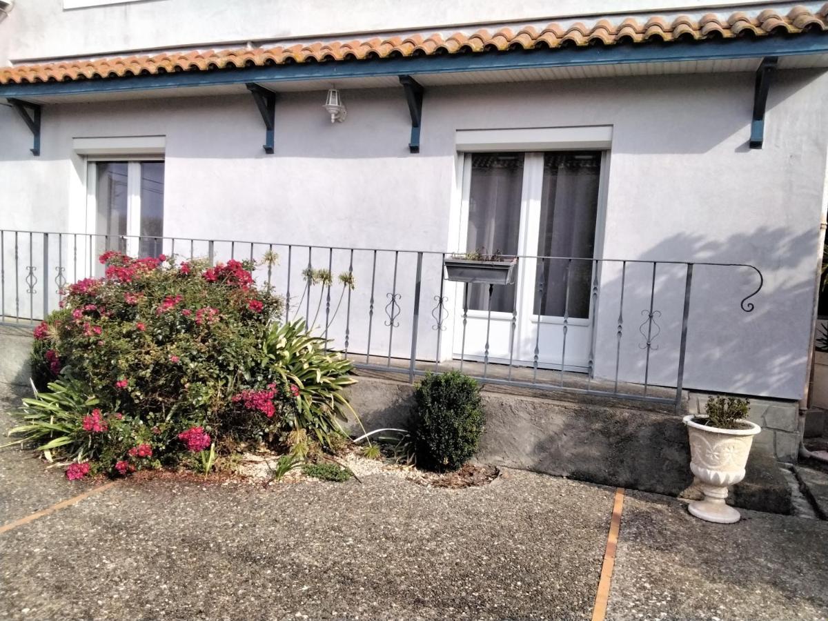 Maison Laborde Saint-Agnet Exteriér fotografie